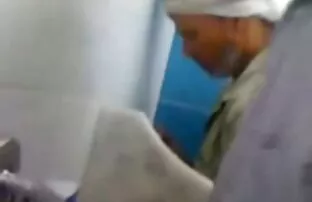 XXX نوک سینه را سفت کنید ، انگشتان دست را در بیدمشک ، کامهای ناز احساس کنید قصص سكس مرات صاحبي