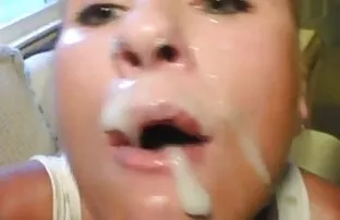XXX معلم بعد از درس اسپرم را در گلوی دانش آموز ترک قصص سكس محارم نسوانجي کرد