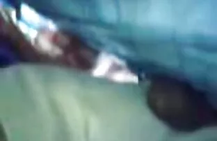 XXX مرد بزرگ لیس دختر مقعد و قصص جنسيه جامده گربه شکننده است