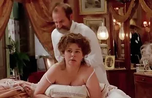 XXX پیرمردی توسط یک همسایه قصص سكس ام وابنها جوان برهنه که با او رابطه جنسی برقرار کرده بود اغوا شد