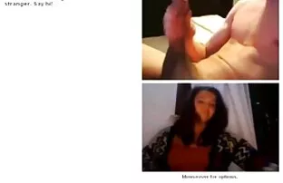 XXX دختر لاغر در لباس زیر زنانه وابسته قصص سكس متزوجين به عشق شهوانی در حال نمایش دوربین