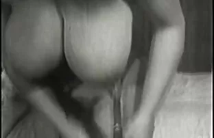 XXX خدمتکار مشت واژینال قصص سكس محارم اخ مع اخته برای عروس انجام می دهد