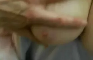 XXX پزشک و پرستار در یک بستری قصص سكس امهات نسوانجي با بیمار رابطه جنسی دارند