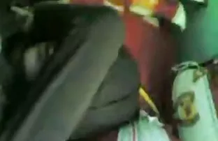 XXX کارگر قدیمی با ثبات ، یک دختر کوچک را منفجر کرد سكس مراهقات قصص