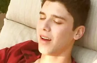 XXX مالاتو در سكس قصص تبادل زوجات چکمه های بلند الاغ خود را کار می کند و برای مقعد آماده می شود